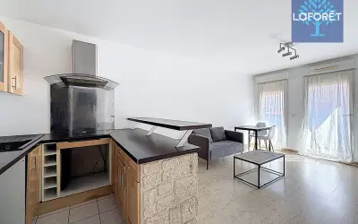 Appartement 898 €/mois CHAMPS SUR MARNE (77420) photo 2