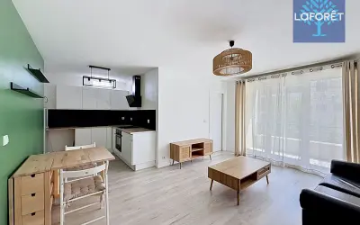 Appartement 990 €/mois NOISY LE GRAND (93160) photo 2