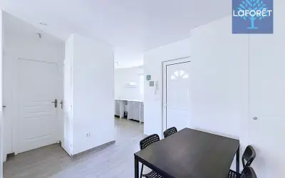 Appartement 934 €/mois NOISY LE GRAND (93160) photo 2