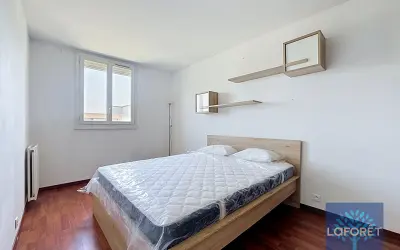 Appartement 1 200 €/mois NOISY LE GRAND (93160) photo 6