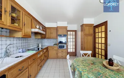 Maison 2 200 €/mois CHAMPS SUR MARNE (77420) photo 6