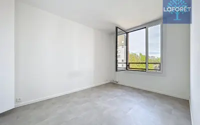 Appartement 275 000 € CHAMPS SUR MARNE (77420) photo 4