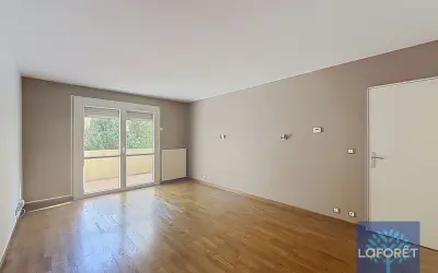 Appartement 1 218 €/mois NOISY LE GRAND (93160) photo 2