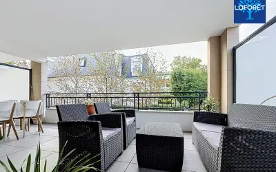 Appartement 375 000 € NOISY LE GRAND (93160) photo 2