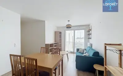 Appartement 950 €/mois NOISY LE GRAND (93160) photo 2