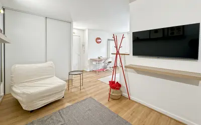 Appartement 1 300 €/mois PARIS (75015) photo 2