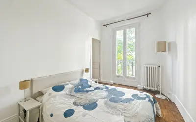 Appartement 2 310 €/mois PARIS (75015) photo 2