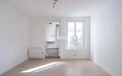 Appartement 349 000 € PARIS (75015) photo 2
