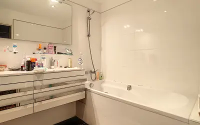 Appartement 3 057 €/mois PARIS (75016) photo 9