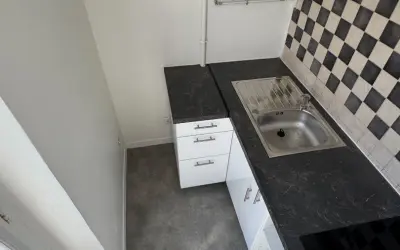 Appartement 850 €/mois AUBERVILLIERS (93300) photo 2