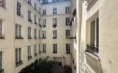 Appartement 490 000 € PARIS (75001) photo 2