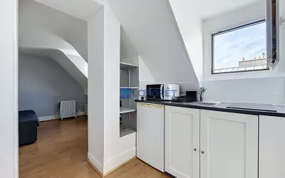 Appartement 850 €/mois PARIS (75002) photo 2