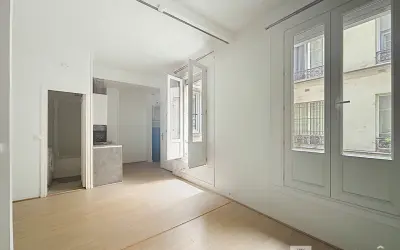 Appartement 300 000 € PARIS (75002) photo 2