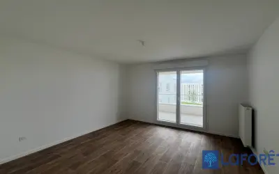 Appartement 1 700 €/mois DRANCY (93700) photo 4