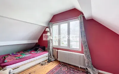Maison 4 800 €/mois LE VESINET (78110) photo 7