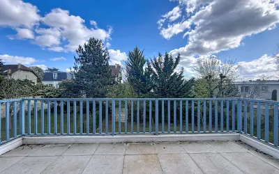 Maison 3 800 €/mois LE VESINET (78110) photo 9