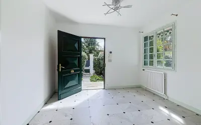 Maison 5 100 €/mois LE VESINET (78110) photo 2