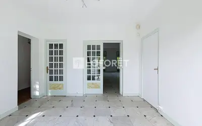 Maison 4 400 €/mois LE VESINET (78110) photo 4