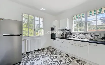 Maison 4 400 €/mois LE VESINET (78110) photo 8