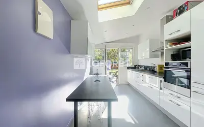 Maison 3 300 €/mois LE VESINET (78110) photo 6