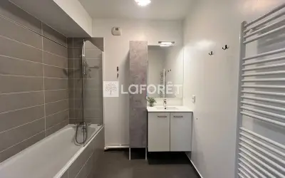 Appartement 1 200 €/mois BEZONS (95870) photo 6