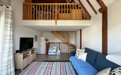 Maison 2 200 €/mois BEZONS (95870) photo 2