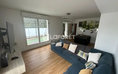 Appartement 2 310 €/mois BEZONS (95870) photo 2