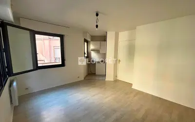 Appartement 850 €/mois PUTEAUX (92800) photo 4