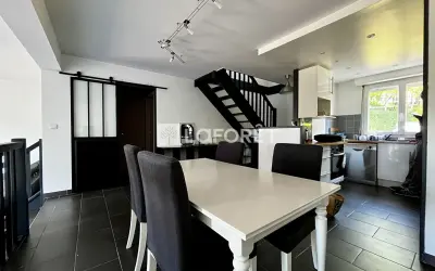 Maison 2 100 €/mois CERGY (95000) photo 2