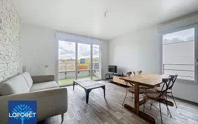 Appartement 1 742 €/mois CERGY (95800) photo 2