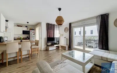 Appartement 1 400 €/mois CERGY (95800) photo 2