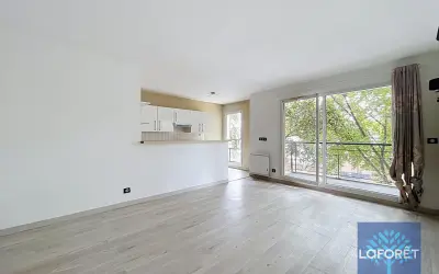 Appartement 1 200 €/mois CERGY (95800) photo 2