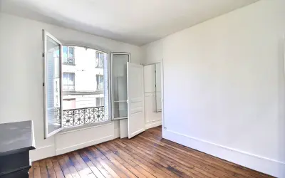 Appartement 360 000 € PARIS (75019) photo 2