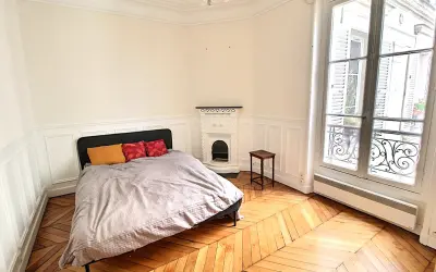 Appartement 2 250 €/mois PARIS (75020) photo 7