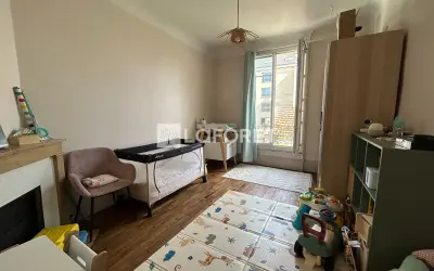 Appartement 1 360 €/mois CHARENTON LE PONT (94220) photo 5