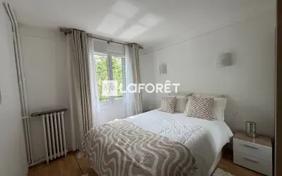 Appartement 1 350 €/mois CHARENTON LE PONT (94220) photo 4