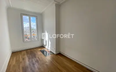 Appartement 1 269 €/mois CHARENTON LE PONT (94220) photo 2
