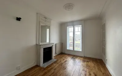 Appartement 1 335 €/mois CHARENTON LE PONT (94220) photo 2