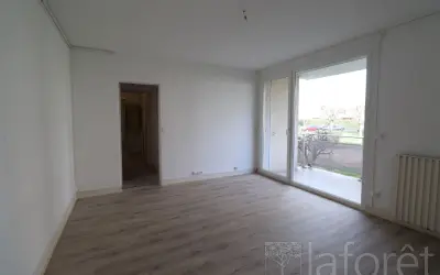 Appartement 898 €/mois CONFLANS SAINTE HONORINE (78700) photo 2
