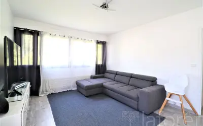 Appartement 1 036 €/mois CONFLANS SAINTE HONORINE (78700) photo 2