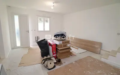 Maison 1 076 €/mois CHANTELOUP LES VIGNES (78570) photo 2