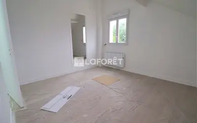 Maison 1 166 €/mois CHANTELOUP LES VIGNES (78570) photo 4