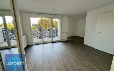 Appartement 750 €/mois EVRY COURCOURONNES (91080) photo 2