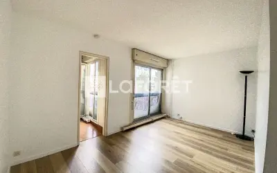 Appartement 805 €/mois COURBEVOIE (92400) photo 2