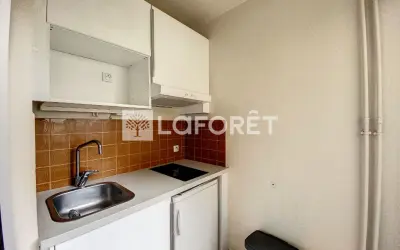Appartement 805 €/mois COURBEVOIE (92400) photo 5