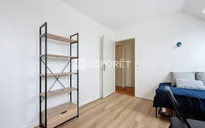 Appartement 890 €/mois COURBEVOIE (92400) photo 8