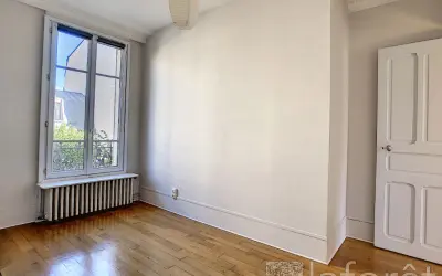 Appartement 1 653 €/mois LA GARENNE COLOMBES (92250) photo 5