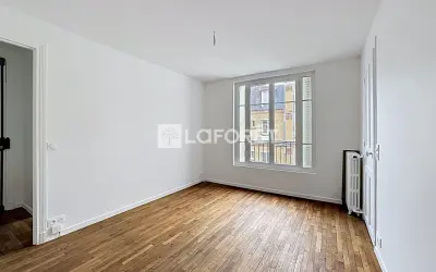 Appartement 990 €/mois COURBEVOIE (92400) photo 2