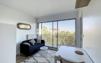 Appartement 1 007 €/mois LA GARENNE COLOMBES (92250) photo 2