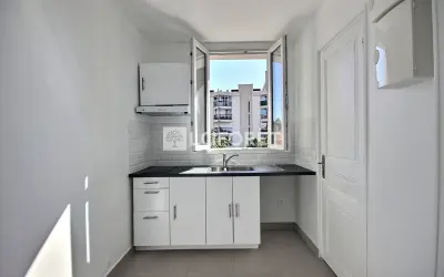Appartement 185 000 € COURBEVOIE (92400) photo 2